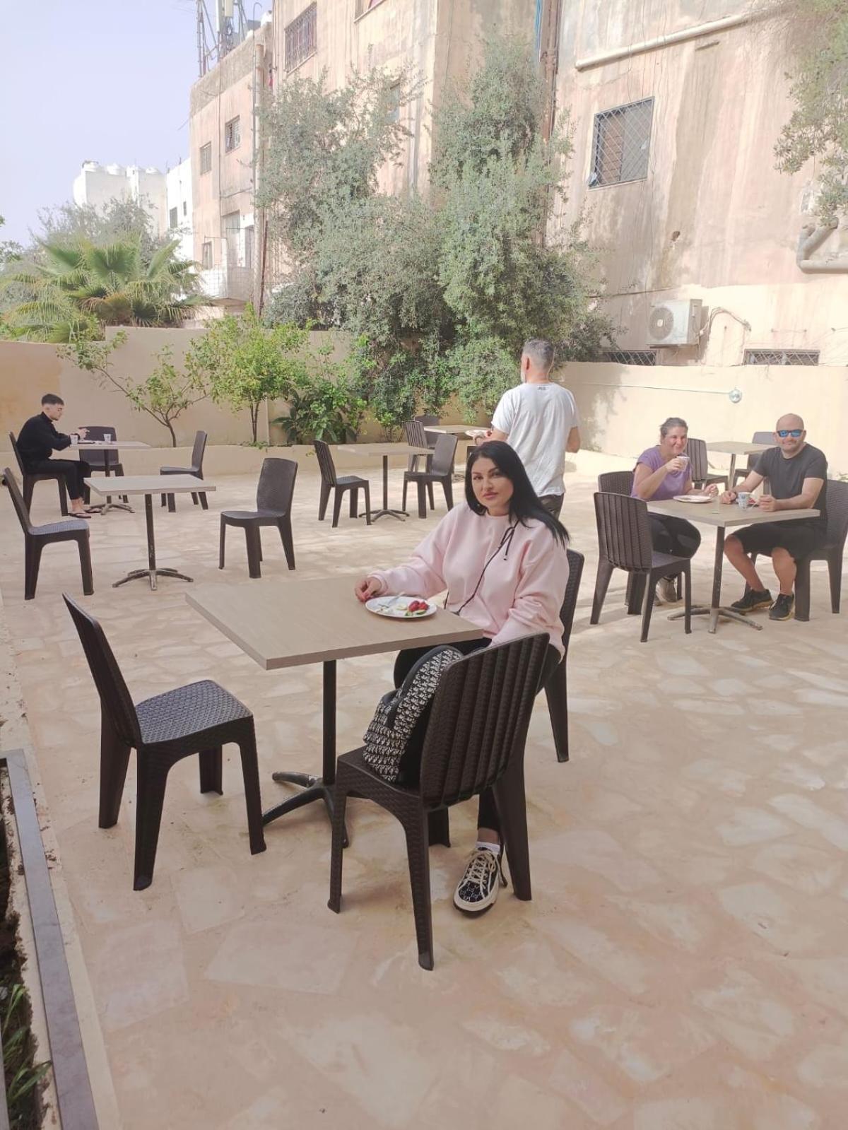 Downtown Inn Madaba Exterior photo